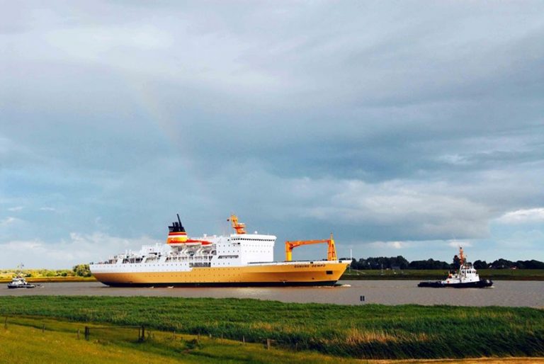 jadwal kapal laut pelni km gunung dempo 2021