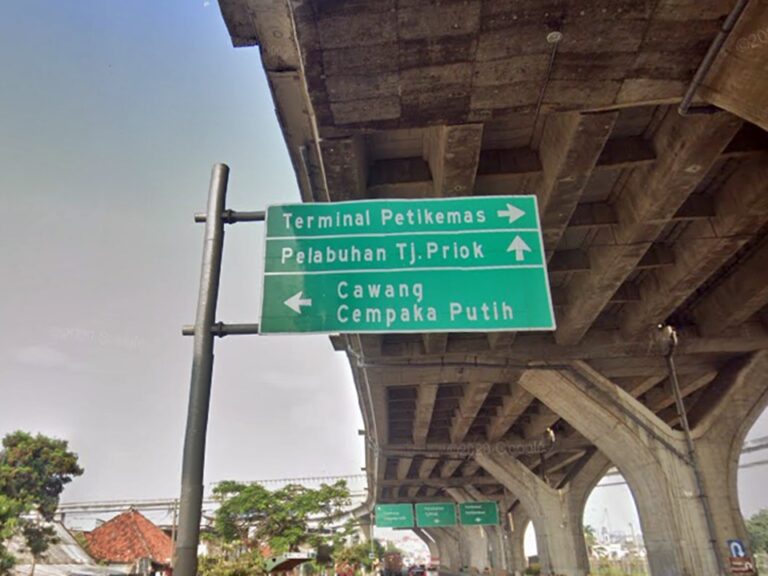 pelabuhan tanjung priok