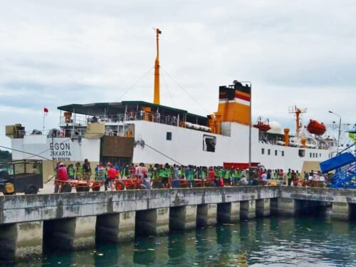 jadwal tiket kapal laut pelni km egon 2020, lombok surabaya