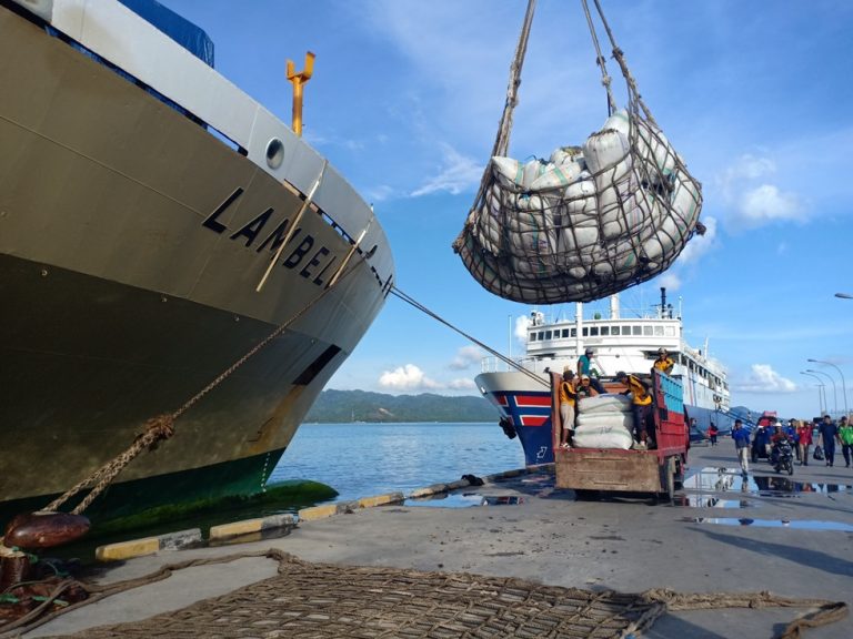 jadwal tiket kapal laut pelni km lambelu 2021 parepare