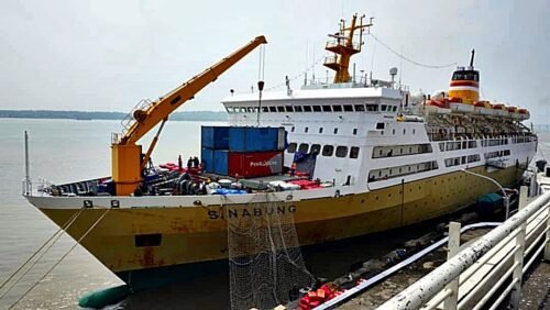 jadwal tiket kapal laut pelni km sinabung 2020 makassar sorong jayapura