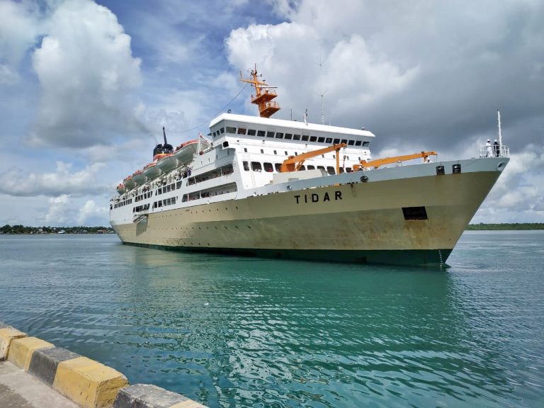 jadwal tiket kapal laut pelni km tidar