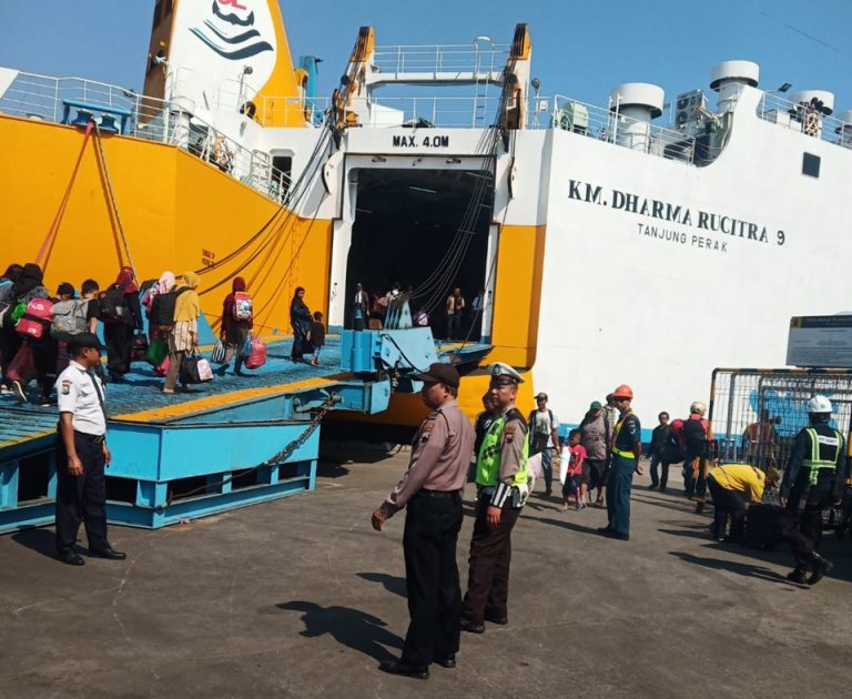 jadwal kapal laut dlu km dharma rucitra ix 2020