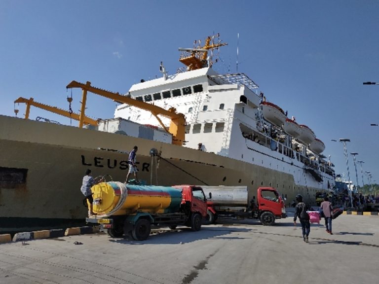 jadwal tiket kapal laut pelni km leuser 2020 surabaya denpasar makassar bima