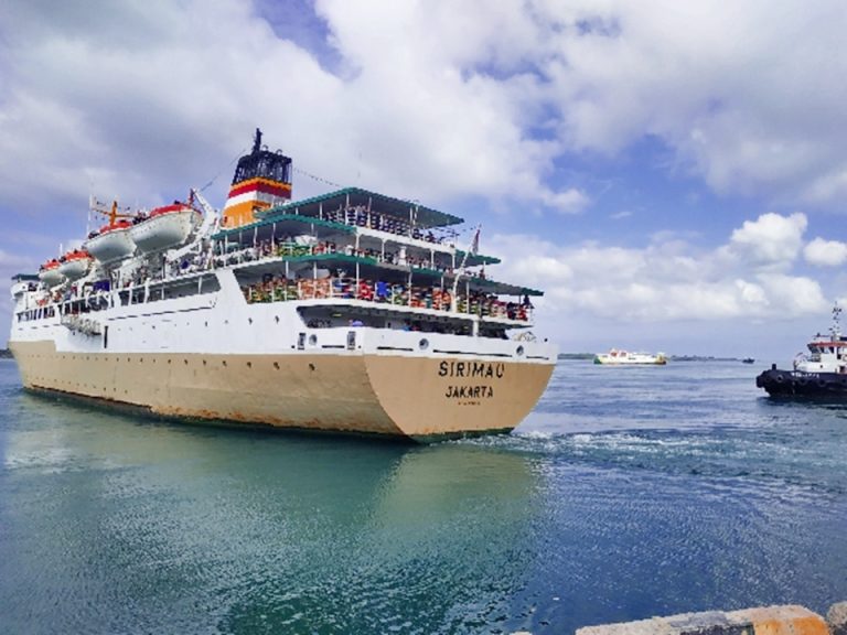 jadwal tiket kapal laut pelni km sirimau
