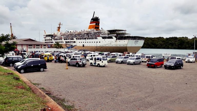 KM Umsini -- jadwal dan tiket kapal laut pelni 2021 surabaya maumere