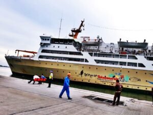 Jadwal Kapal Laut Surabaya – Makassar Desember 2022