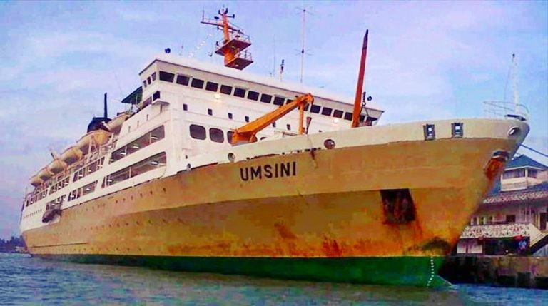 jadwal tiket kapal laut pelni km umsini makassar kupang