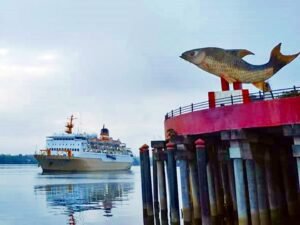 jadwal dan tiket kapal laut pelni km kelimutu 2020 surabaya sampit kumai semarang karimun jawa