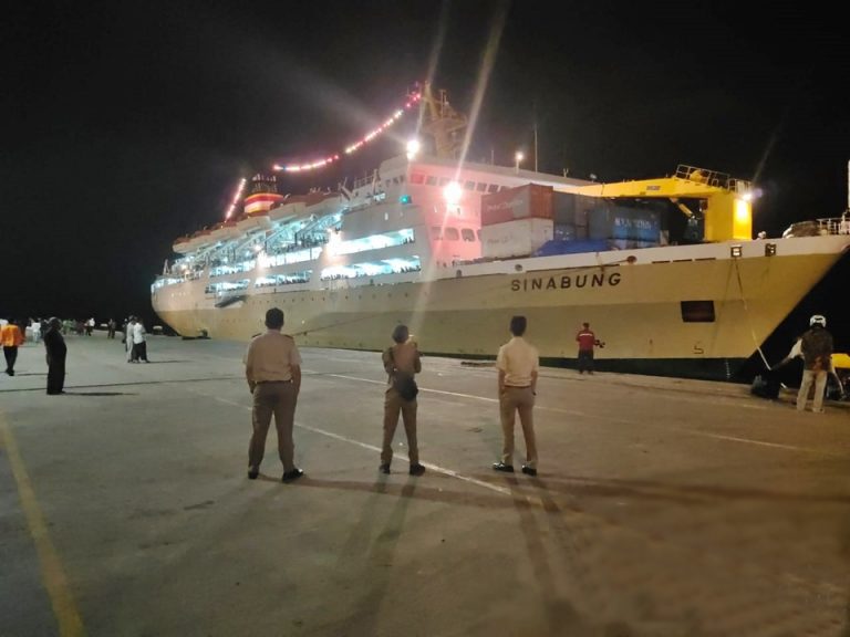 jadwal dan tiket kapal laut pelni 2022 km sinabung