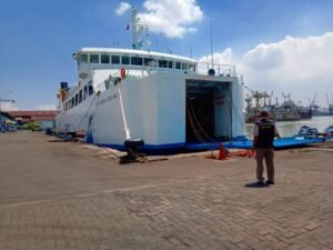 Jadwal Kapal Laut Kumai – Surabaya April 2022