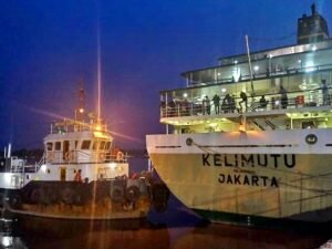 Tiket Kapal Jakarta – Semarang — KM Kelimutu