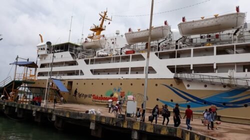 jadwal tiket kapal laut km umsini 2022 kupang makassar