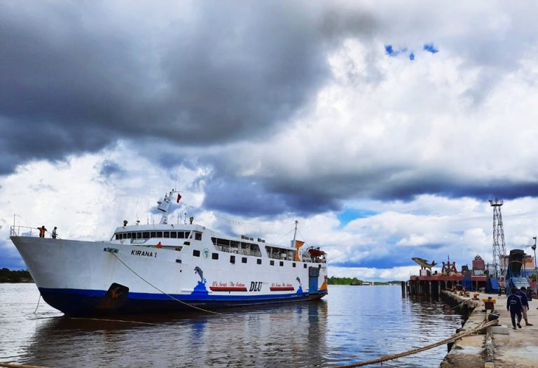 jadwal kapal laut km kirana i sampit