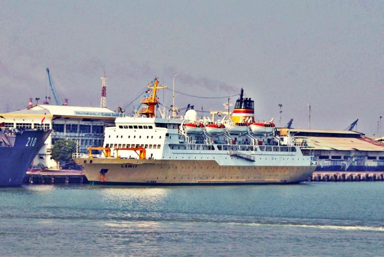 jadwal tiket kapal laut pelni km lawit 2021