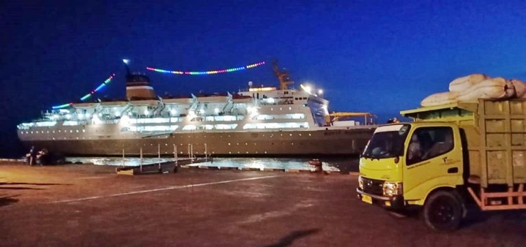jadwal dan tiket kapal laut pelni km bukit siguntang 2022 makassar maumere