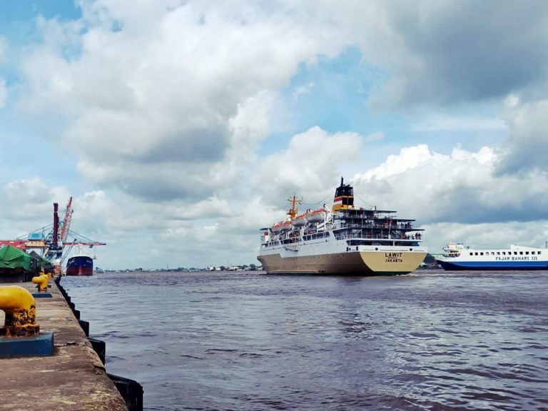km lawit - jadwal dan tiket kapal laut pelni