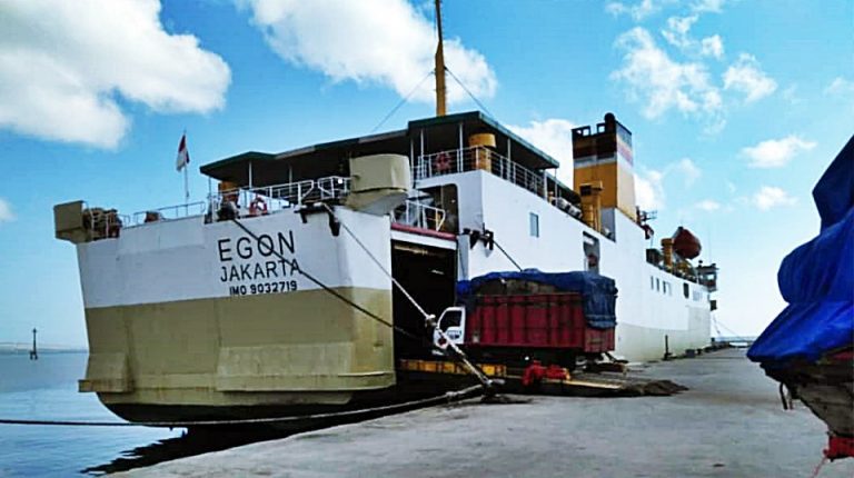 km egon - jadwal dan tiket kapal laut pelni waingapu surabaya