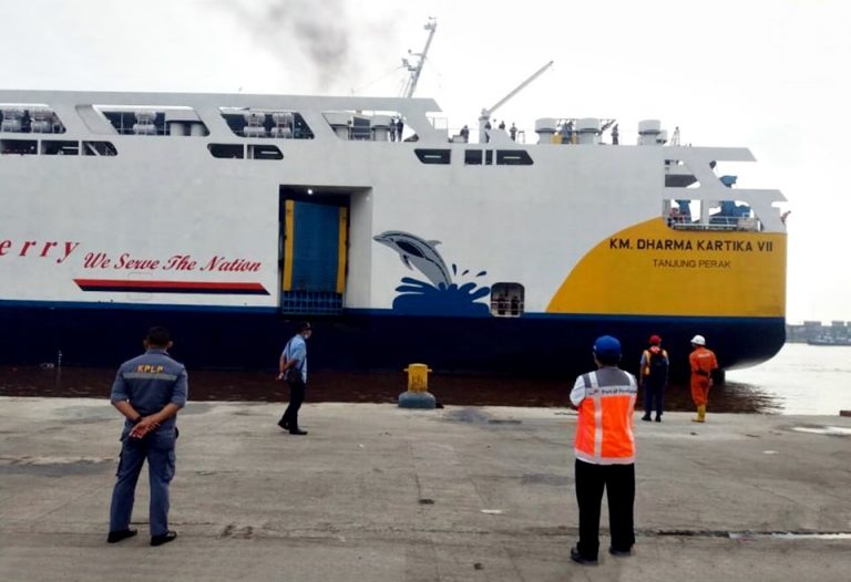 km dharma kartika vii - jadwal kapal laut pontianak semarang