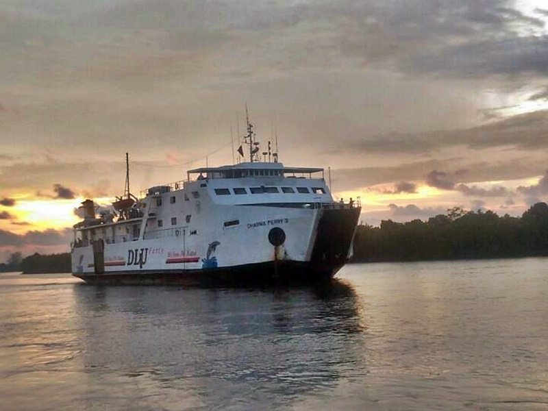 km dharma ferry iii - jadwal kapal laut semarang ketapang