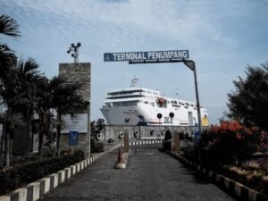 Jadwal Kapal Laut Pontianak – Semarang Agustus 2021