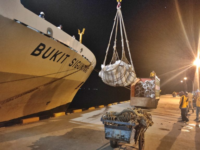 km bukit siguntang - jadwal dan tiket kapal laut pelni balikpapan