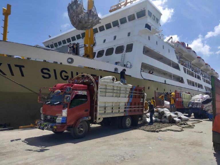 km bukit siguntang - jadwal dan tiket kapal laut pelni 2022 nunukan makassar