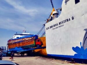 Jadwal Kapal Laut Kumai – Semarang Agustus 2022