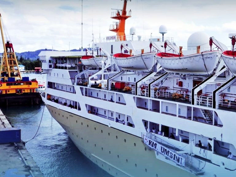 km umsini - jadwal dan tiket kapal laut pelni kijang surabaya maumere kupang