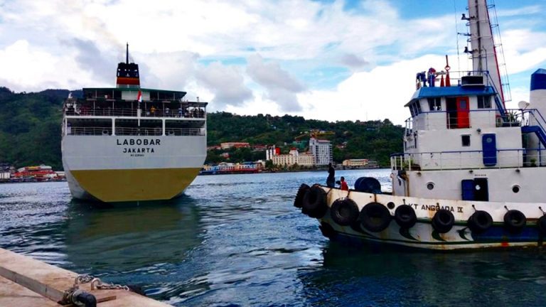 km labobar - jadwal dan tiket kapal laut pelni 2022 ambon baubau