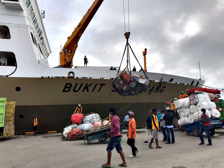 km bukit siguntang - jadwal dan tiket kapal laut pelni 2023 makassar balikpapan