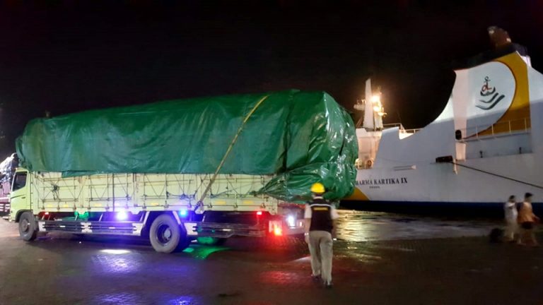 km dharma kartika ix - jadwal kapal laut surabaya banjarmasin 2022