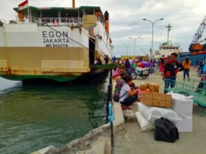 Tiket Kapal Lombok – Bontang — KM Egon