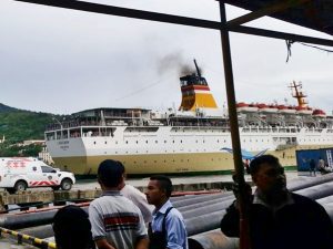 km labobar - jadwal dan tiket kapal laut pelni 2022 surabaya makassar sorong jayapura