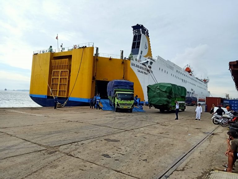 km dharma ferry vii - jadwal dan tiket kapal laut 2022 surabaya balikpapan