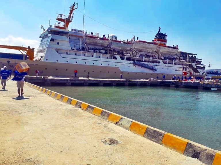 km awu - jadwal dan tiket kapal laut pelni 2022 ende surabaya