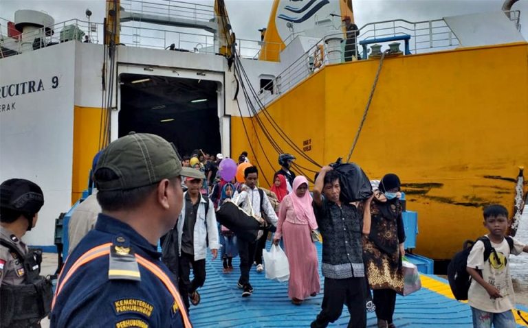 km dharma rucitra ix - jadwal kapal laut semarang kumai 2022