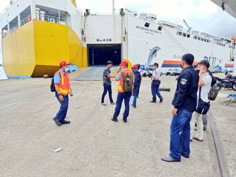 km dharma rucitra vii - jadwal dan tiket kapal laut 2022 surabaya