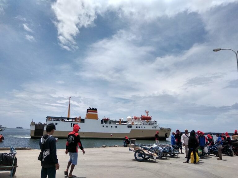 km egon - jadwal dan tiket kapal laut pelni 2022