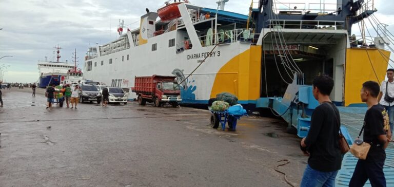 jadwal kapal laut km dharma ferry iii batulicin makassar