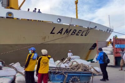 jadwal dan tiket kapal laut pelni km lambelu 2023 makassar maumere