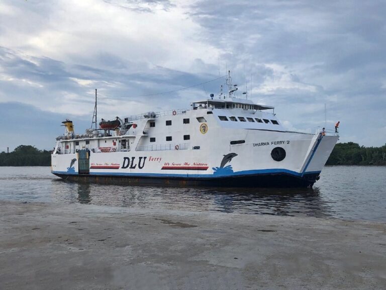 km dharma ferry ii - jadwal kapal laut ketapang semarang 2023