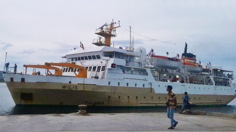 jadwal dan tiket kapal laut pelni km wilis 2023