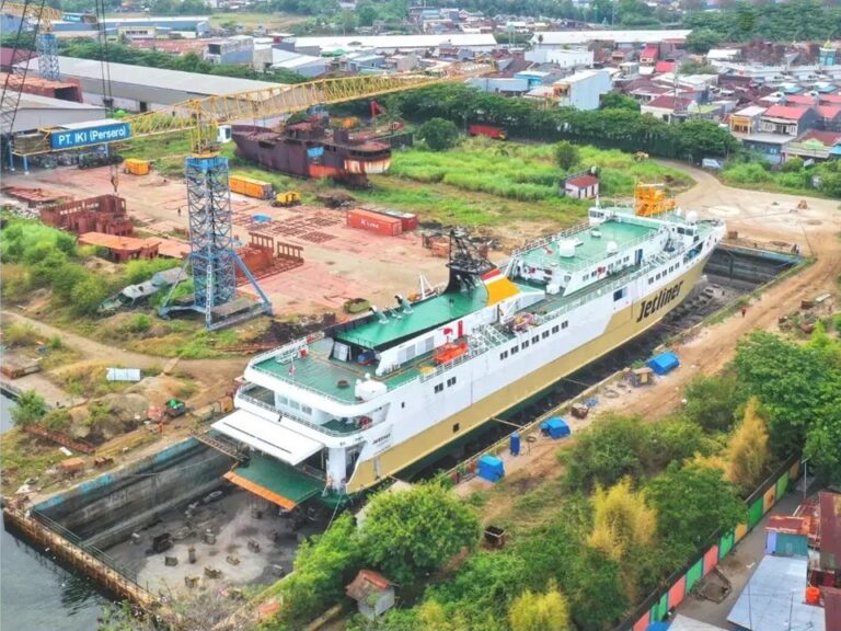 kfc jetliner - jadwal dan tiket kapal laut pelni 2023