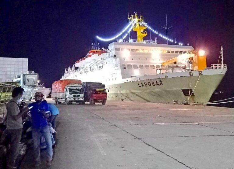 km labobar - jadwal dan tiket kapal laut pelni 2023 manokwari sorong