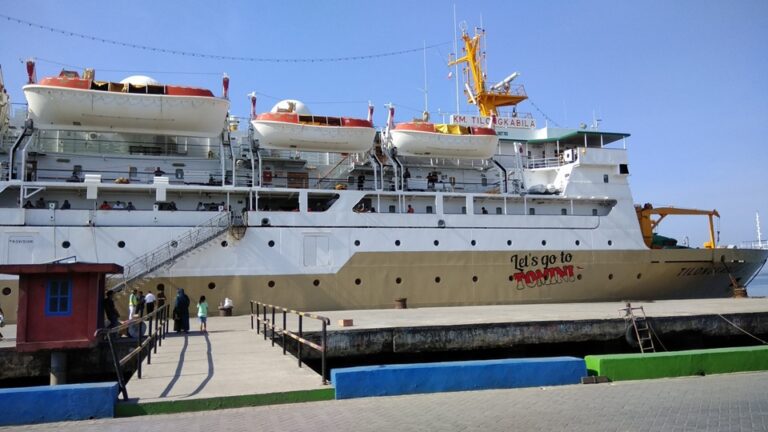 jadwal dan tiket kapal laut pelni km tilongkabila 2023