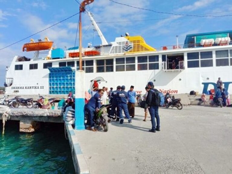 km dharma kartika iii -- jadwal dan tiket kapal laut 2023 makassar selayar