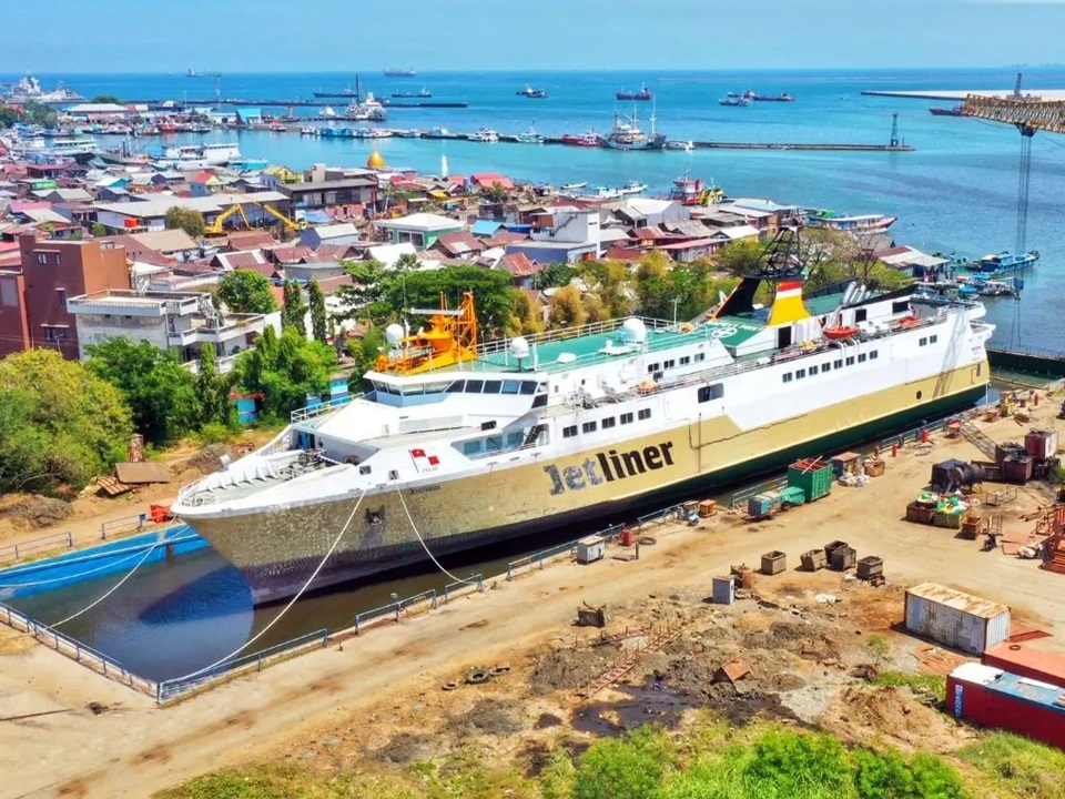 kfc jetliner - jadwal dan tiket kapal laut pelni 2023