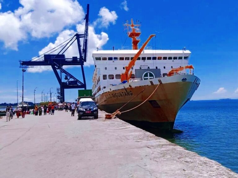 km bukit siguntang -- jadwal dan tiket kapal laut pelni 2023 kupang makassar