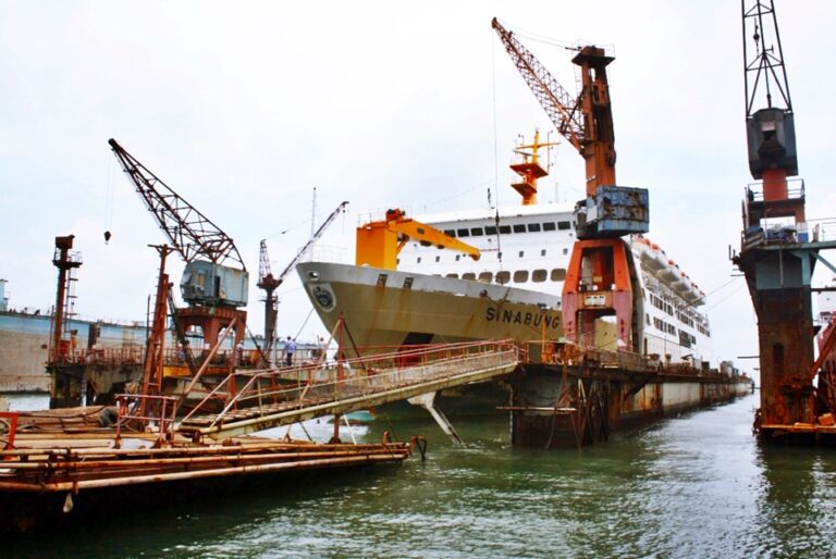 jadwal dan tiket kapal laut pelni km sinabung 2023